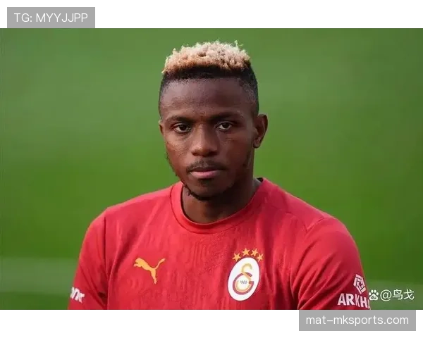 奥斯梅恩从冲击型前锋到顶级射手的数据进化解析