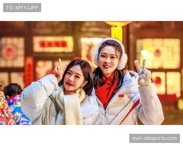 惠若琪一张家居照，运动短裤配名贵窗帘，那反差比瓜还带劲